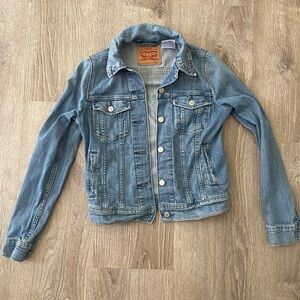 Women’s Levi’s Denim Jacket - Small
